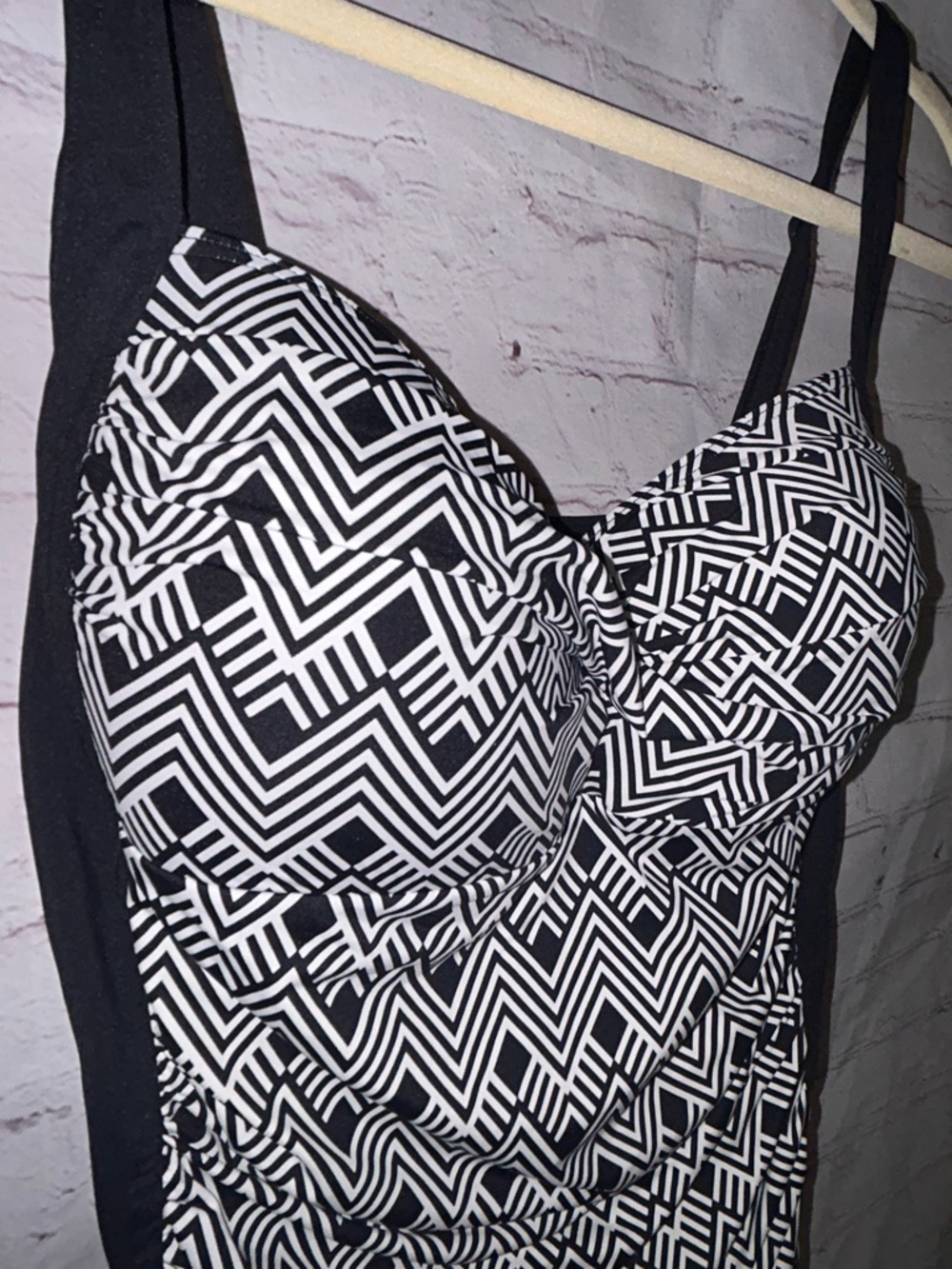 bond-eye Australia swimsuit size 10 - Picture 4 of 10